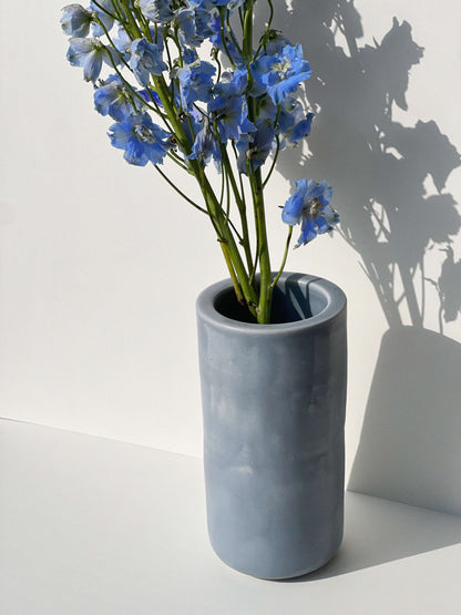 le french blue vase (taller one)