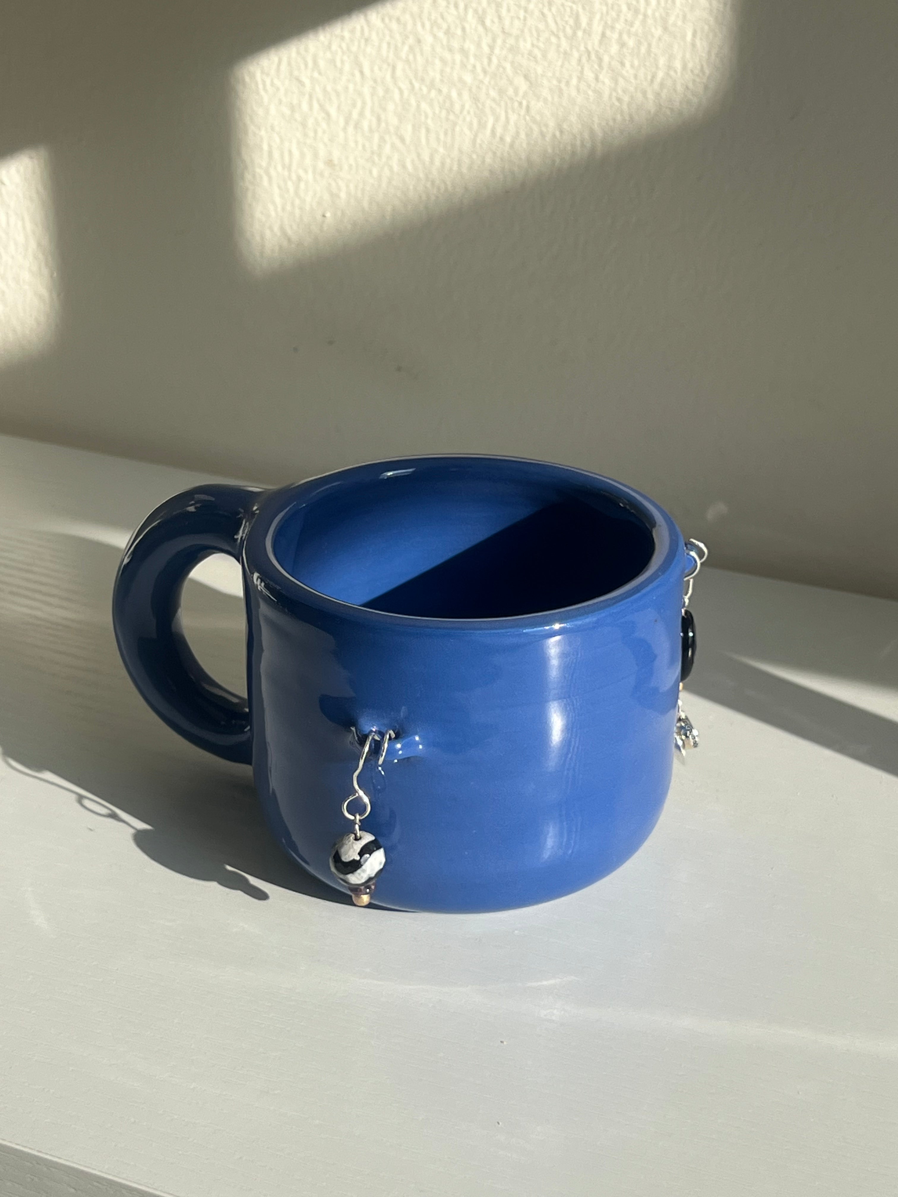 Casa Valente x Gemsomnia – Charm Mug no. 2