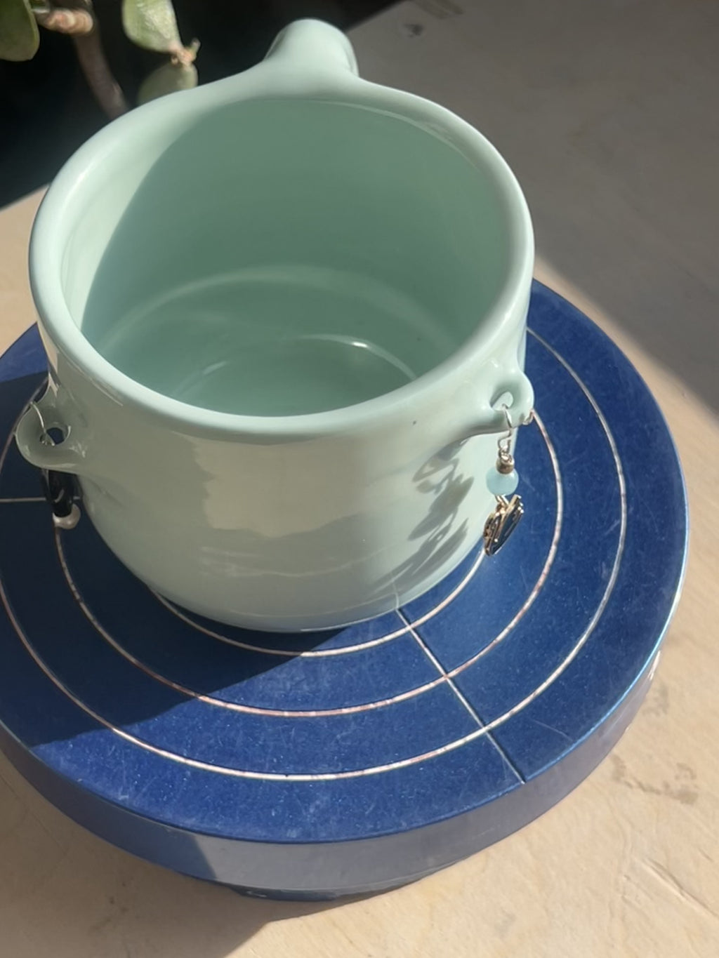 Casa Valente x Gemsomnia – Charm Mug no. 1